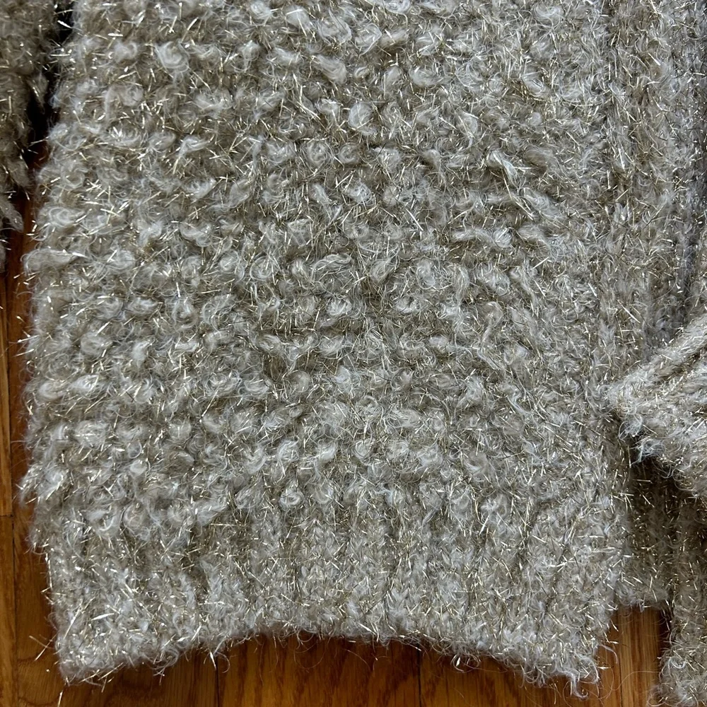 Zara Women’s Boucle Gold Specked Short Cardigan Sweater Small - Picture 3 of 6